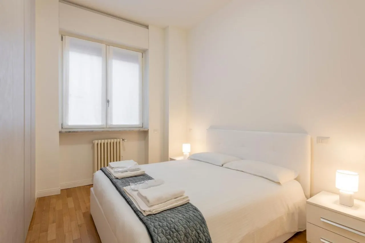 Milan Royal Suites Duomo Carrobbio İtalya